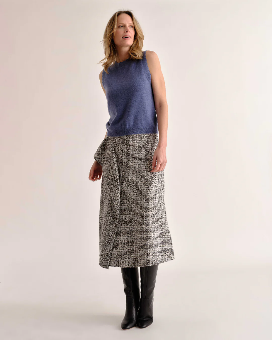Lou Shell-Gallery Blue - Image 4