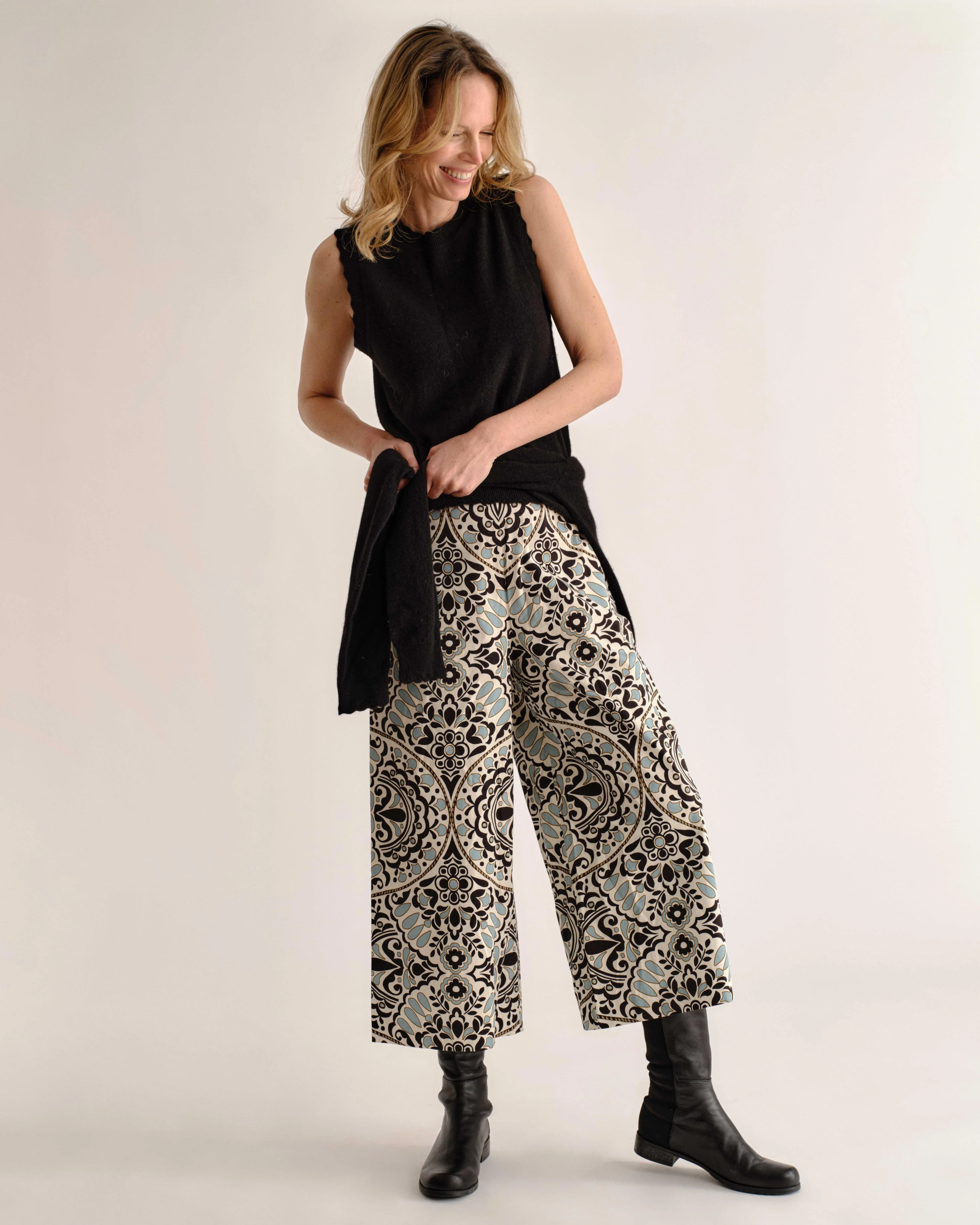 SP26 Salida Culotte Pants-Flor Medallion Tidal Pool - Image 4