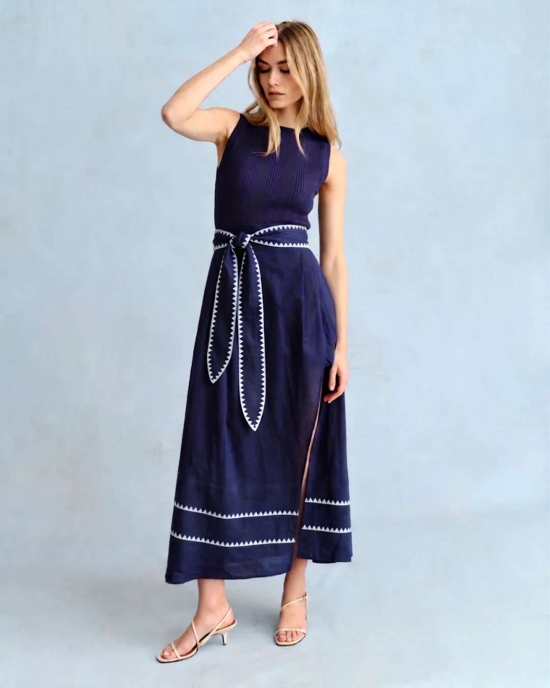 SU26 Isadora Dress-Midnight Blue - Image 4